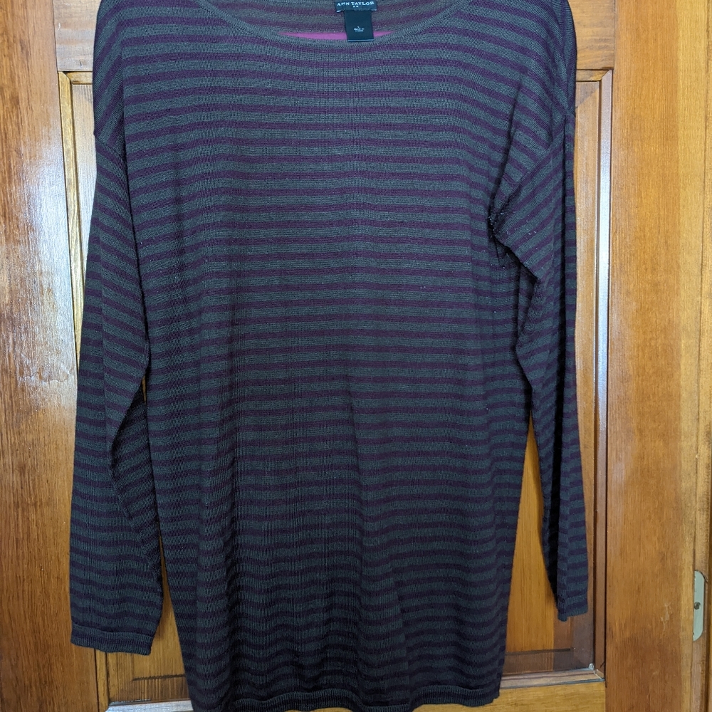 Ann Taylor wool shirt L